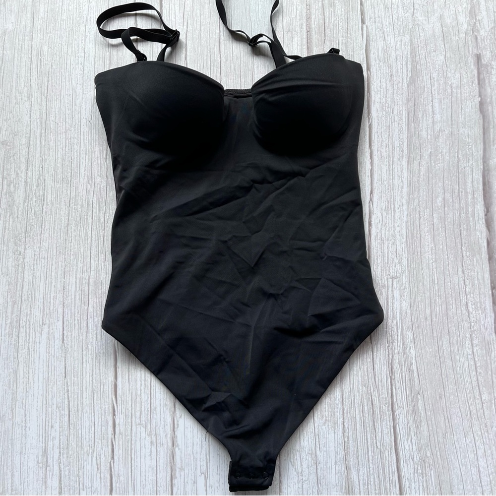 SKIMS Contour Lift Bodysuit
